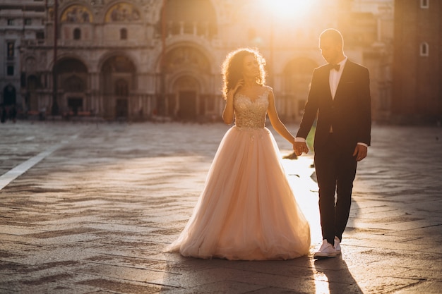 Hochzeitspaare in venedig