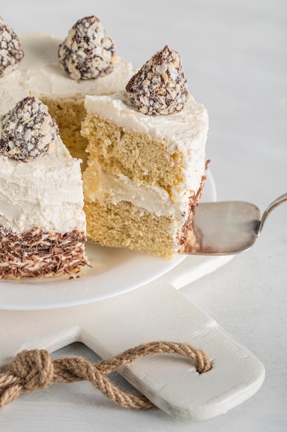 Hoher Winkel des köstlichen Kuchenkonzepts