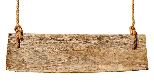 Holzschild am Seil aufgehängt.