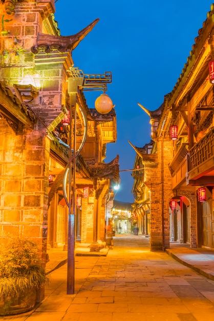 Ikonischen alten Wahrzeichen chinesischen Provinz Land
