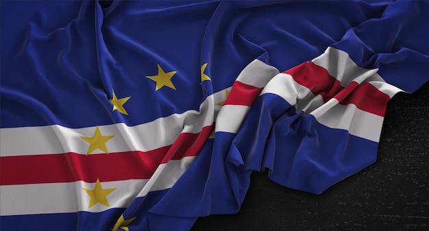 Kap Verde Fahne geknittert auf dunklem Hintergrund 3D Render