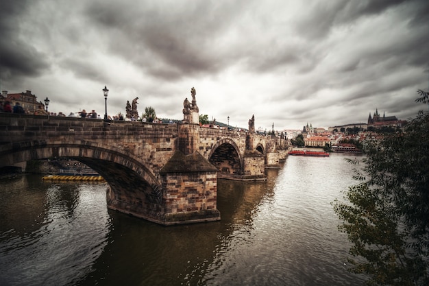 Karlsbrücke in Prag.