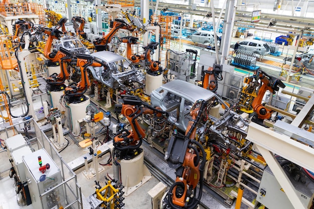 Karosserien sind am Fließband Fabrik für die Produktion von Autos Moderne Automobilindustrie Förderband für Elektroautos