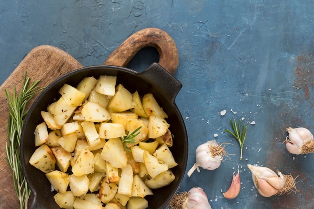 Kostenloses Foto kartoffelmehl über ansichtsanordnung