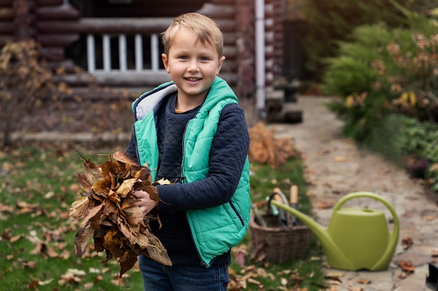 Kinder lernen über Umwelt