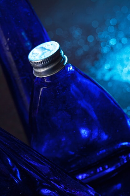 Kostenloses Foto kleine blaue flaschen