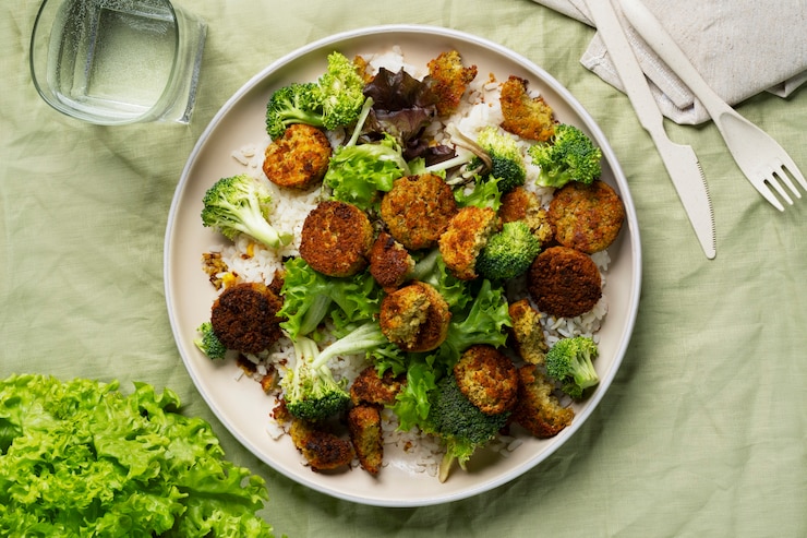 Kostenlose Foto köstliche gemüsegerichte stillleben