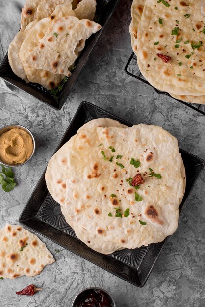 Köstliche Komposition aus traditionellem Roti