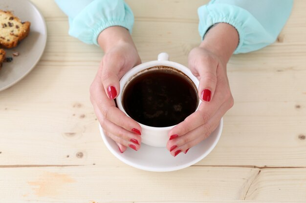 Köstlicher Kaffee auf dem Tisch