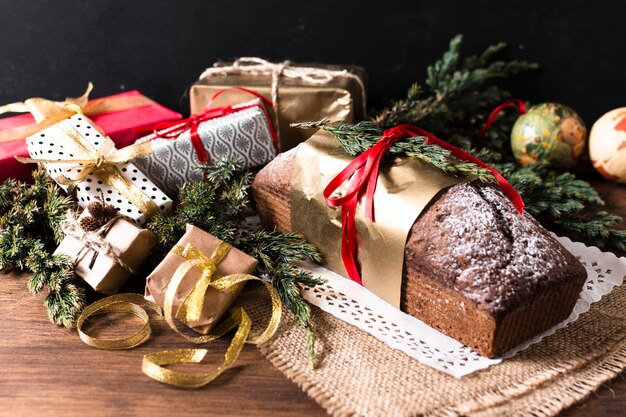 Köstlicher Kuchen des hohen Winkels gemacht für Weihnachten