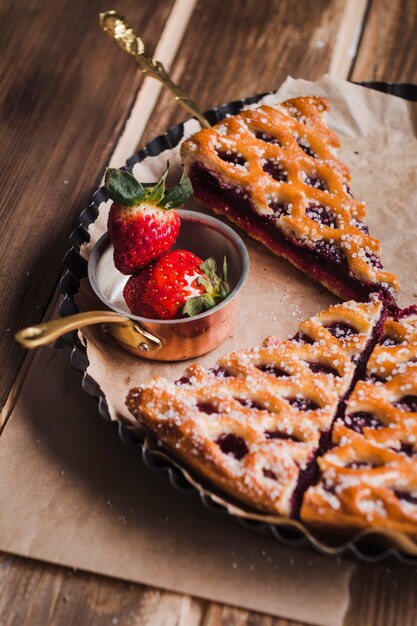 Köstlicher Kuchen mit Marmelade