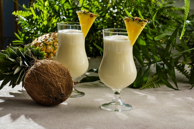 Kostenloses Foto köstlicher pina-colada-cocktail