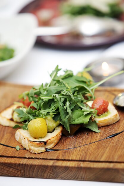 Köstlicher Salat bei einem Bankett