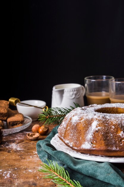 Köstlicher selbst gemachter Kuchen mit Kopienraum