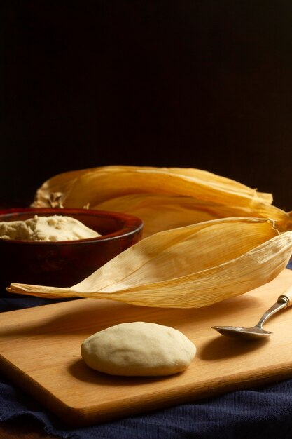Köstliches traditionelles Tamales-Arrangement