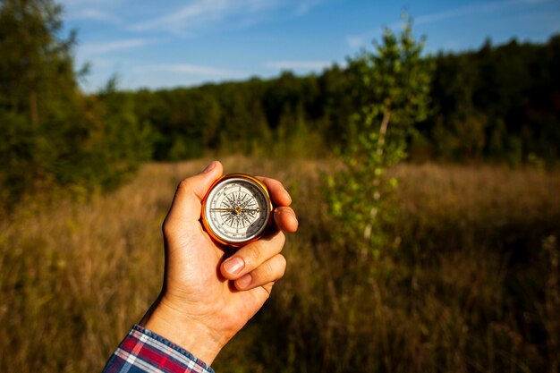 Kompass für die Richtung im Feld