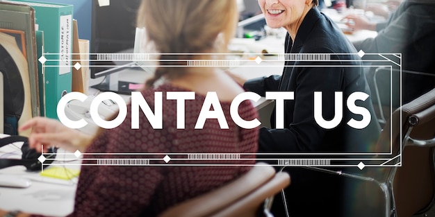 Kontaktieren Sie uns Kundenservice-Anfrage Hotline-Konzept