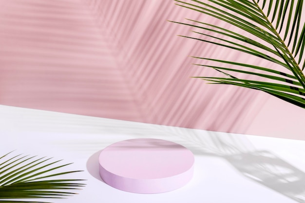 Kreative Anordnung der minimalistischen Bühne