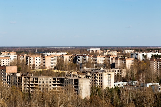 Kostenloses Foto landschaft der stadt pripyat