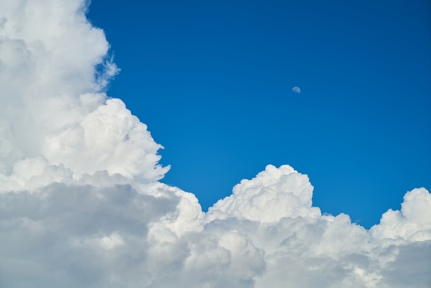 Landschaft flauschigen weißen Mond Saison