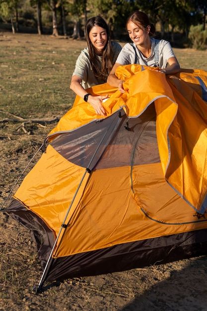 Lebensstil der Menschen, die auf dem Campingplatz leben