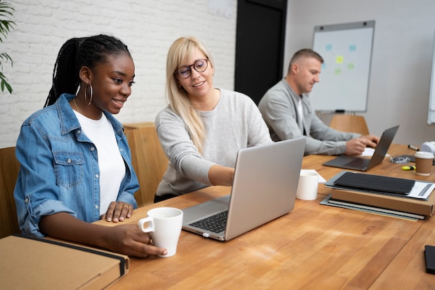 Lebensstil der Menschen im Büro