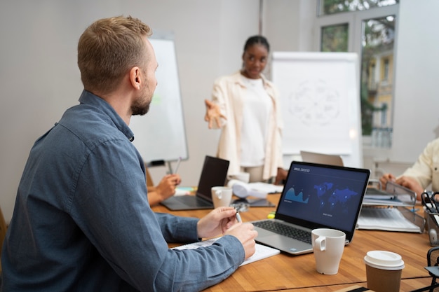 Lebensstil der Menschen im Büro