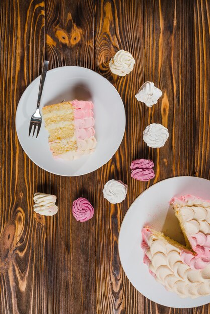 Lecker Kuchen auf dem Teller