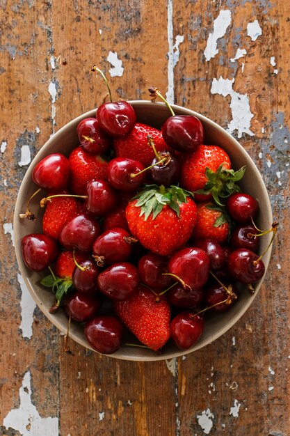 Leckere Beeren auf dem Tisch