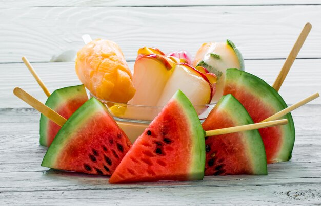 Leckere frische Wassermelone. Eis mit Wassermelonen