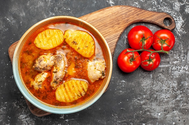 Leckere Hühnersuppe mit Kartoffeln