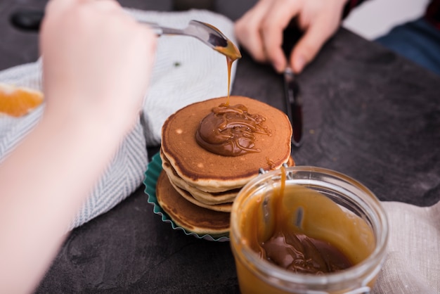 Leckere Pfannkuchen zum Frühstück