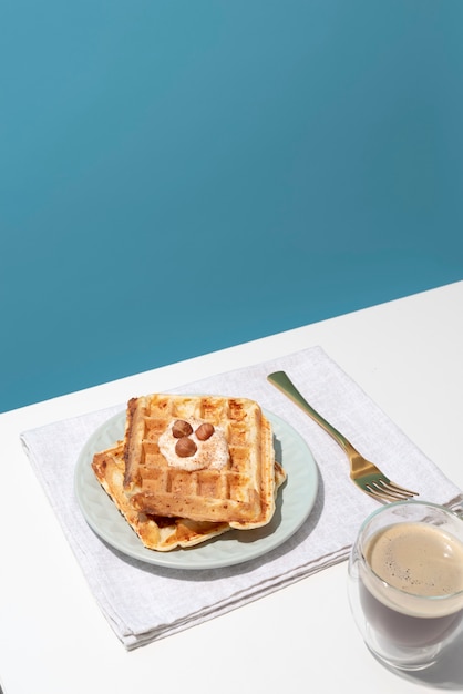 Leckere Waffeln mit hohem Winkel