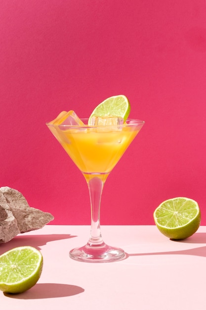 Leckerer Daiquiri-Cocktail mit Limette