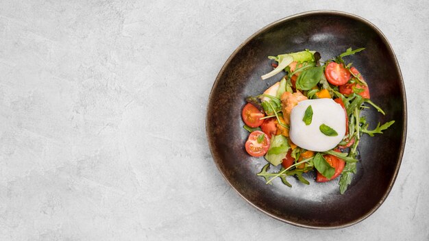 Leckerer gesunder Salat mit Platz zum Kopieren