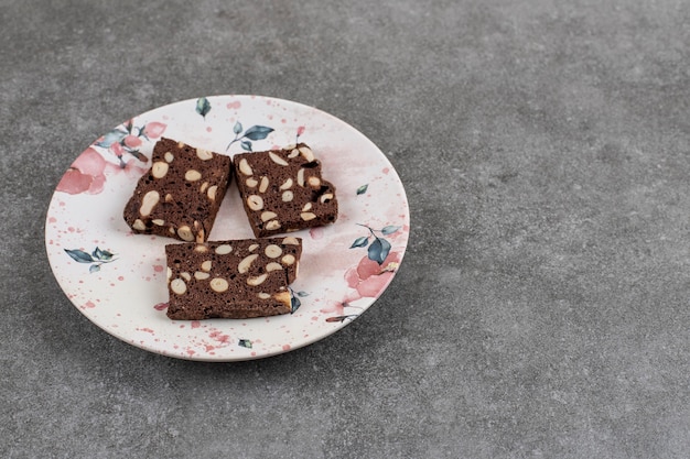 Leckerer hausgemachter Kuchen mit Erdnuss