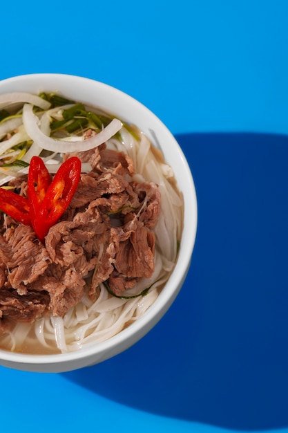 Leckeres Essen von oben auf dem Tisch