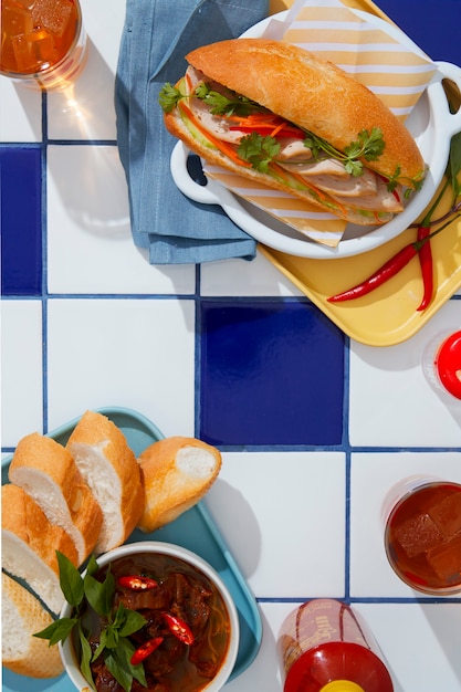 Kostenloses Foto leckeres essen von oben auf dem tisch