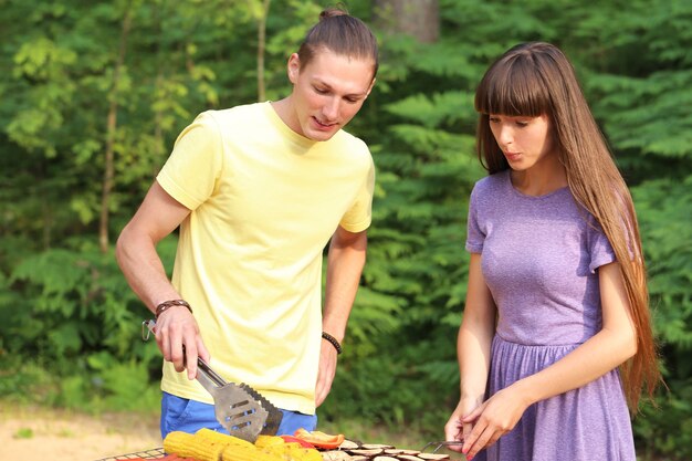 Leute auf dem Picknick