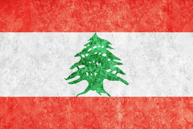 Libanon Metallische Flagge, strukturierte Flagge, Grunge-Flagge