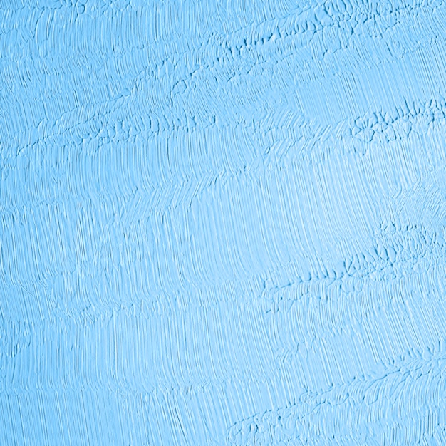 Lichtblau bemalte Wand