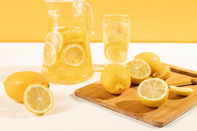 Low-Angle-Lemonade-Prozess zu Hause