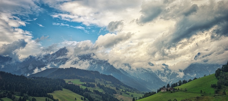 Kostenlose Foto luftaufnahme der bergketten