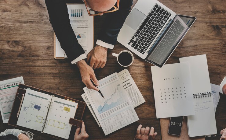 Kostenlose Foto luftaufnahme des geschäftsdatenanalysediagramms