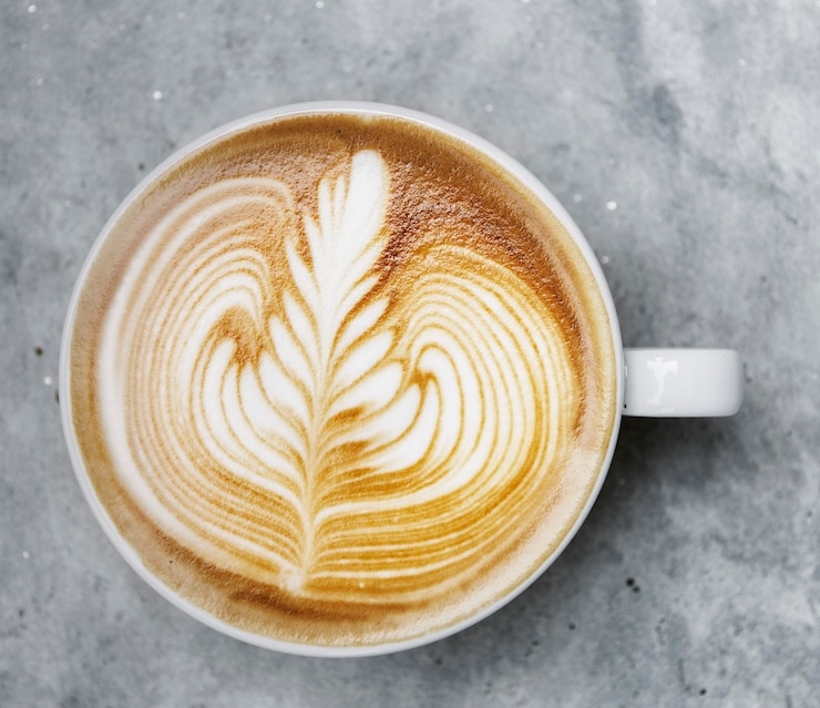 Kostenlose Foto luftaufnahme von latte kunst
