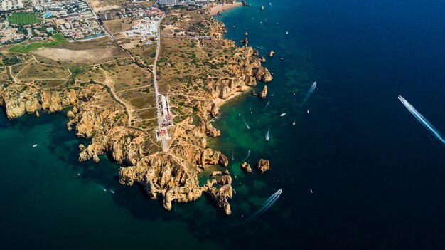 Luftaufnahme von Ponta da Piedade in Lagos Algarve Küste von Portugal