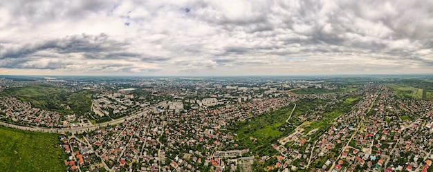 Luftdrohne-Panoramablick auf Chisinau, Moldawien