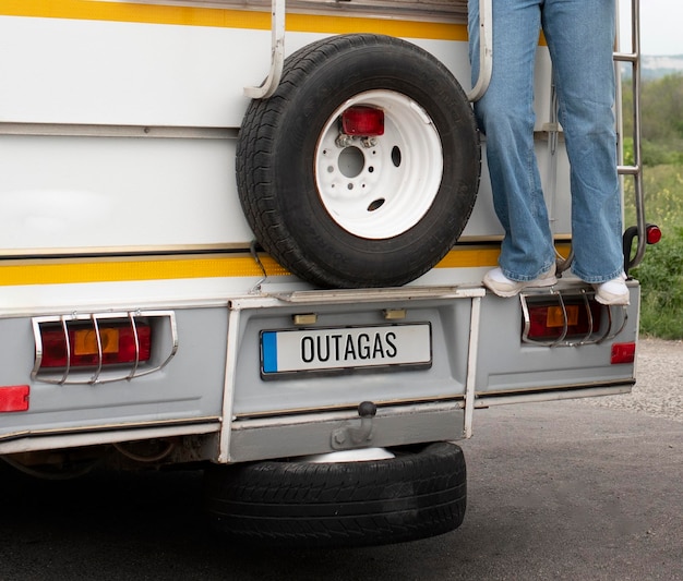 Lustiges Nummernschild am Fahrzeug