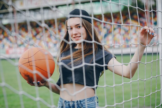 Mädchen mit einem Ball