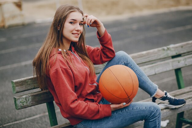 Mädchen mit einem Ball